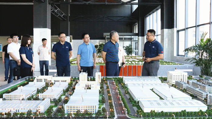 耀彩网工业集团与沈阳机床集团开展座谈交流